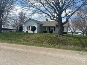 Building Photo - 167 Hydro Pondsville Rd
