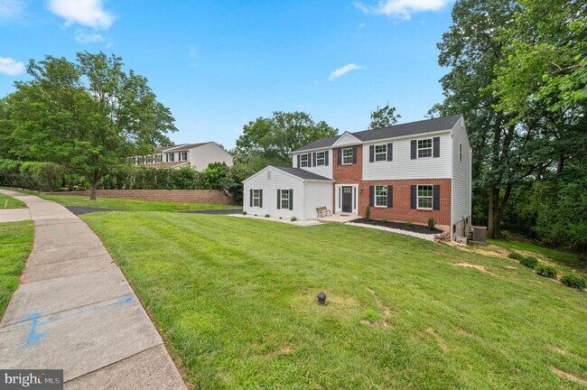 Foto del edificio - 918 Mystic Ln