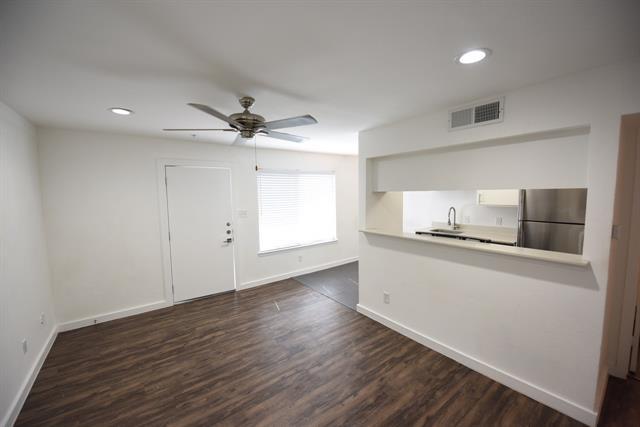 Building Photo - 5404 Reiger Ave