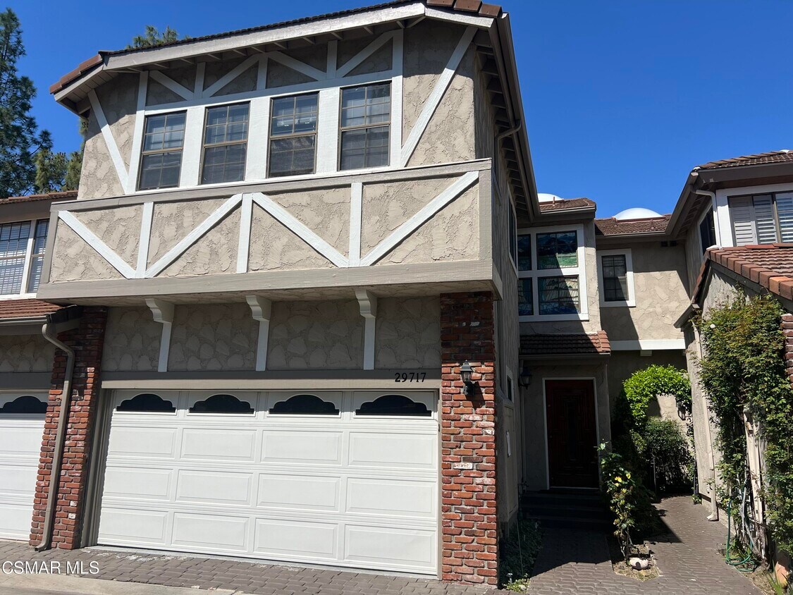 Foto principal - 29717 Windsong Ln