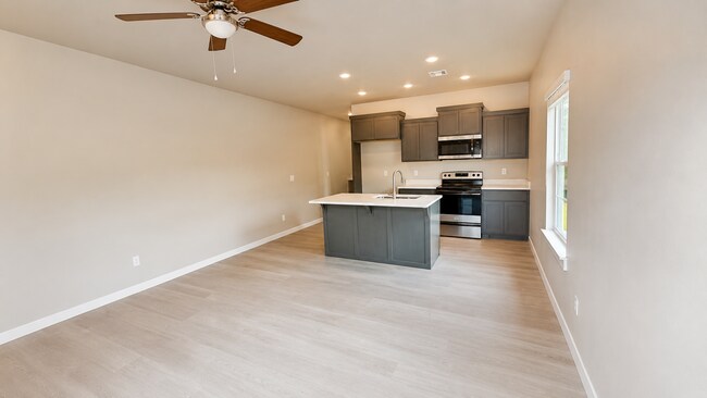 Foto del edificio - 315 NW Arlington Ave