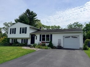 Building Photo - 5561 Imperia Ln