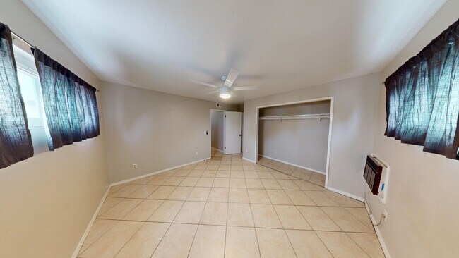 Foto del edificio - 5311 Saxon St