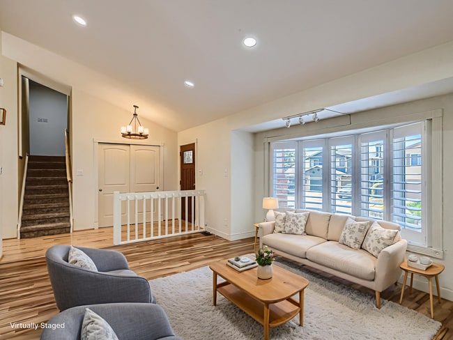 Photo - Charming 4 Bedroom 2.5 Bath in Lakewood! House