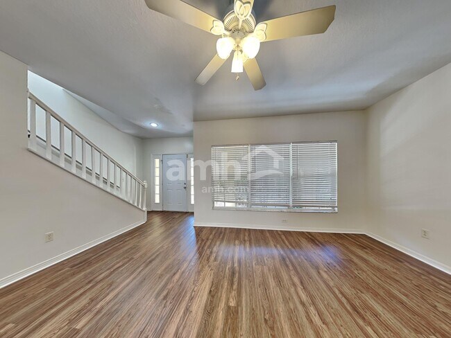 Foto del edificio - 6516 Summer Cove Dr