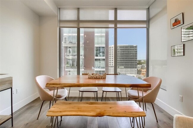 Foto del edificio - 501 West Ave