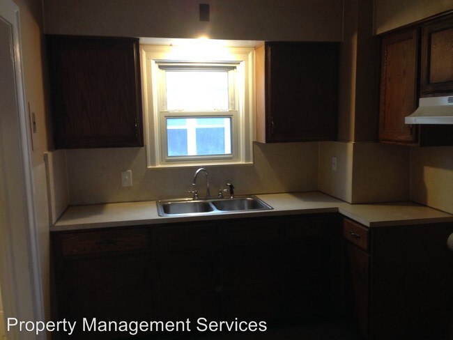 Building Photo - 1458 Cicotte Ave