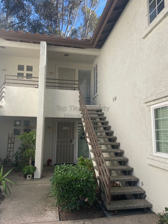 Building Photo - ***2 bed / 2 bath Condo in Pacific Beach -...