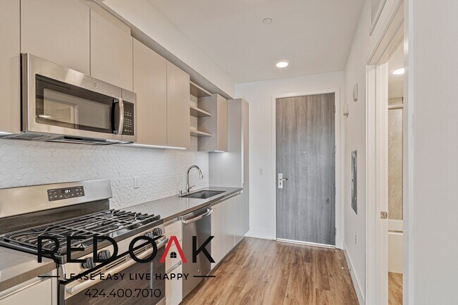 Foto del edificio - Fantastic, Modern Studio Featuring a Priva...