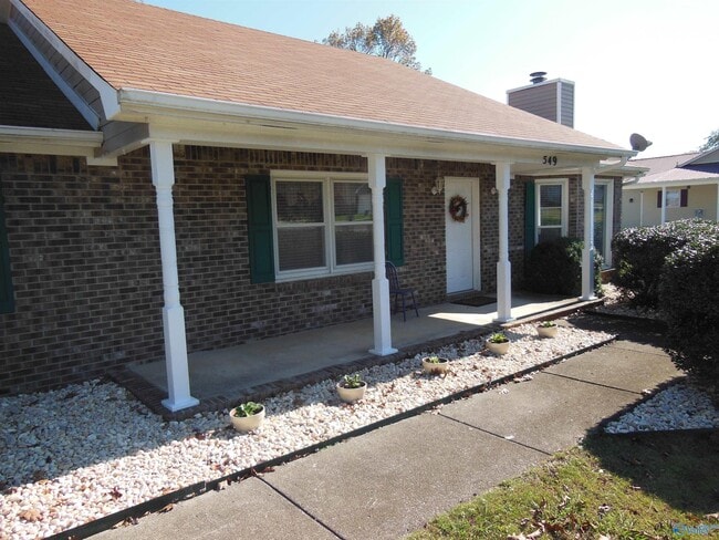 Building Photo - 549 Wade Rd