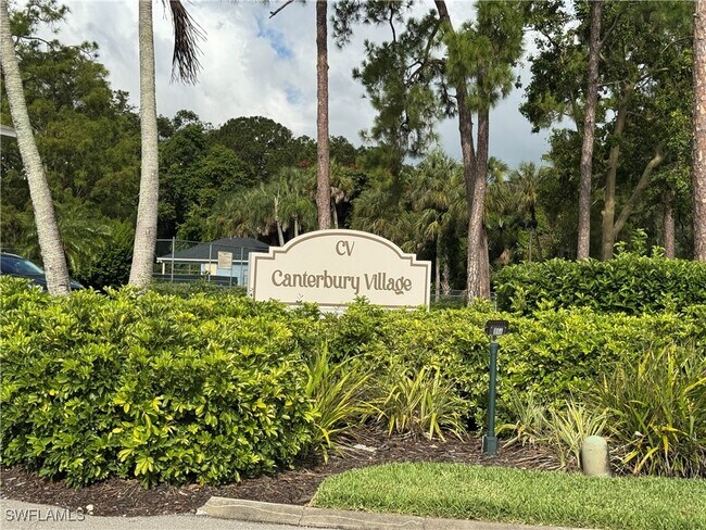 Foto del edificio - 1490 Churchill Cir