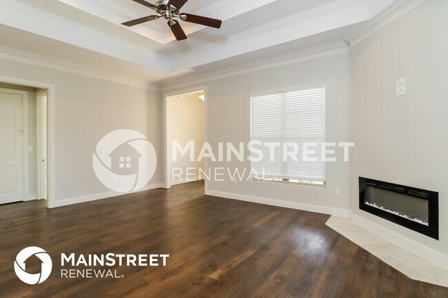 Building Photo - 8861 Creek Run Rd