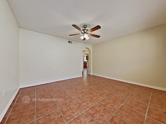 Building Photo - 12448 Woodbury Cove Dr