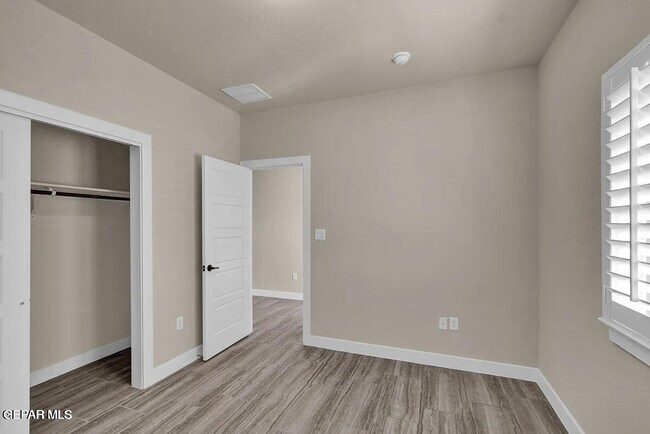 Building Photo - 740 Paseo Dulce Ave