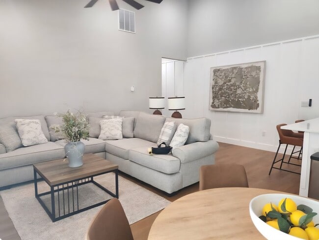 Sala de estar principal - 6384 W Flanders Ln