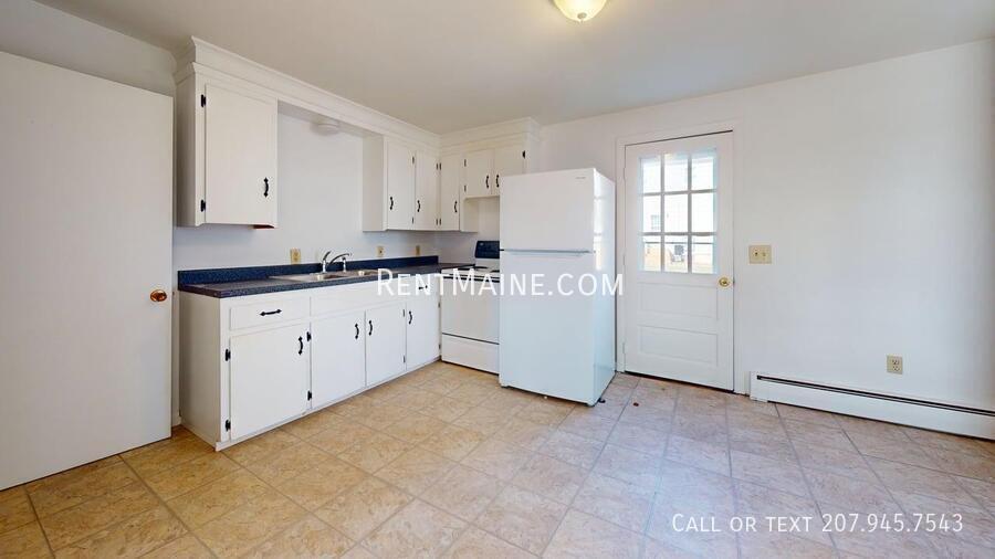 Primary Photo - 238 Mt Hope Ave