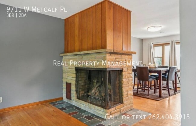 Foto del edificio - 9711 W Metcalf Pl