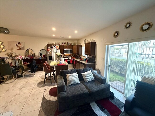 Foto del edificio - 5420 SW 13th Ct