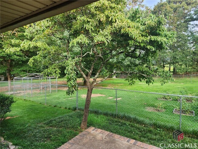 Foto del edificio - 1031 Bradham Dr