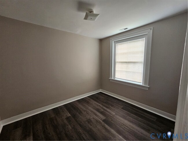 Foto del edificio - 2817 W Grace St