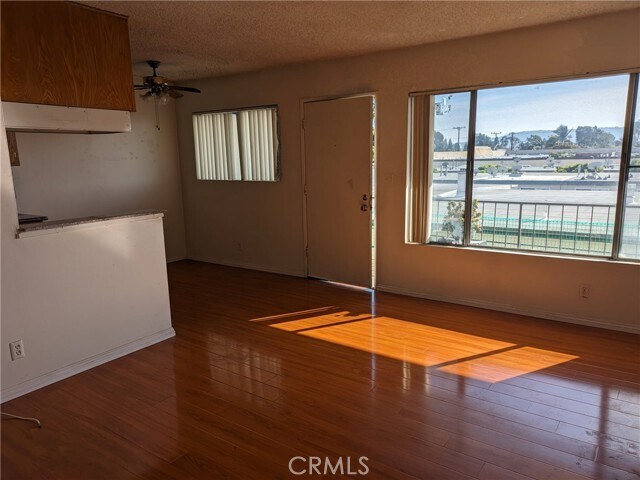 Foto del edificio - 20415 Anza Ave