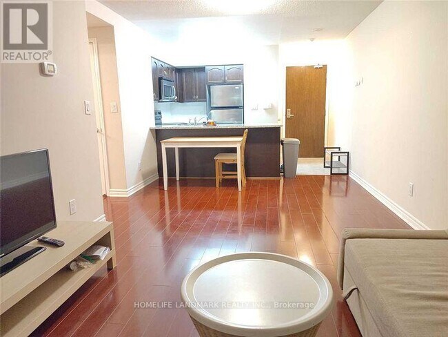 Photo du bâtiment - 1515-1535 HOLLYWOOD Ave
