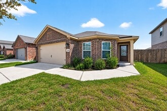 Building Photo - 21018 Solstice Point Dr