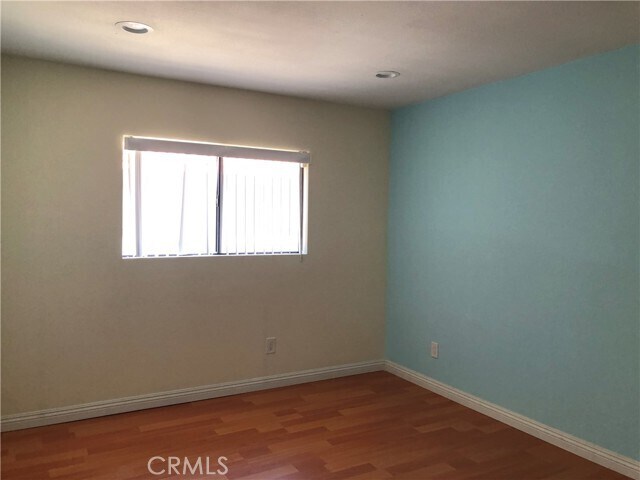 Foto del edificio - 229 S Ynez Ave