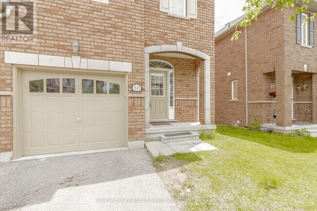 Building Photo - 88-651 FARMSTEAD Dr