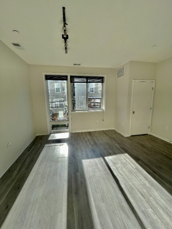 Foto del edificio - 1410 N 31st St