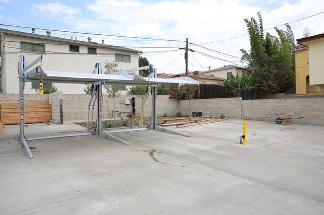 Foto del edificio - 534-538 N Westmoreland Ave