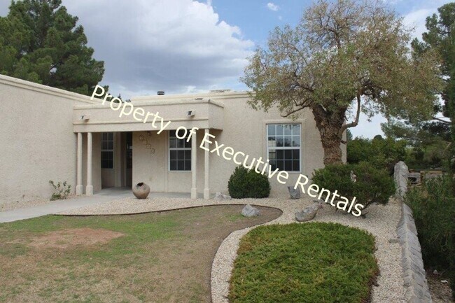 Building Photo - 2166 Frontier Dr