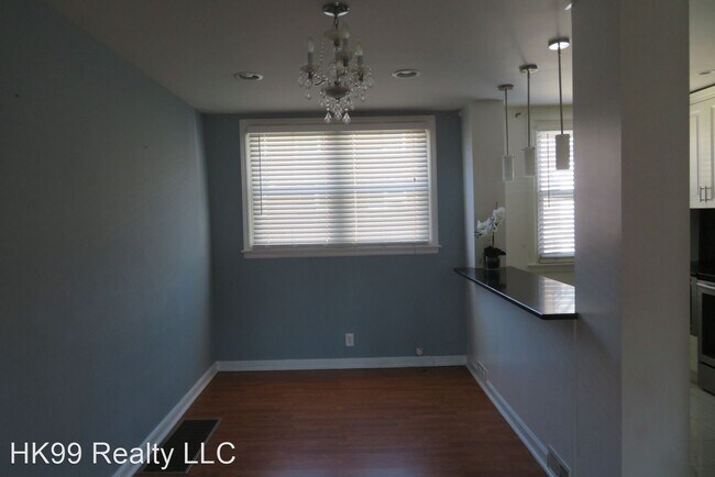 Foto del edificio - 3 br, 1.5 bath House - 6812 Revere St.