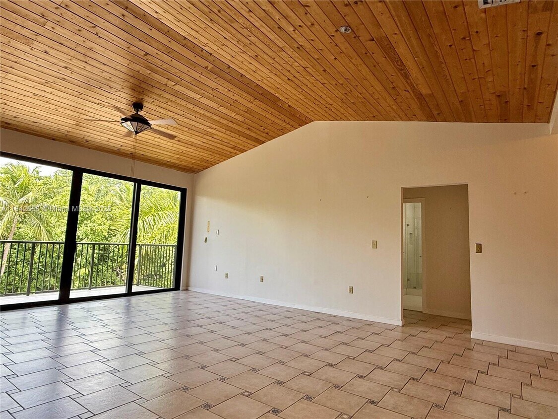 Foto principal - 101 Ocean Ln Dr