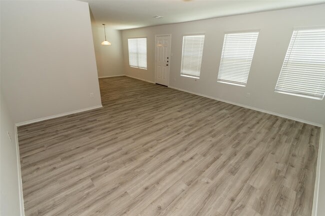 Foto del edificio - 17027 Hailey Harbor Dr