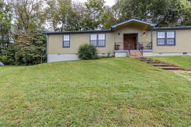 Photo - 2305 Dalebrook Ct House