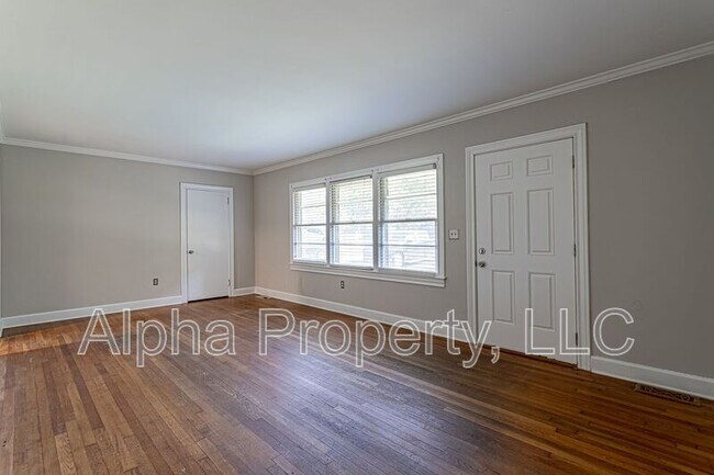 Foto del edificio - 123 Legrand Blvd