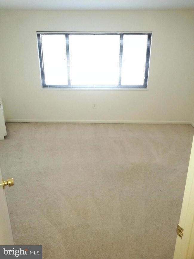 Foto del edificio - 8830 Piney Branch Rd