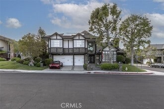 Building Photo - 6037 Little Oak Ln
