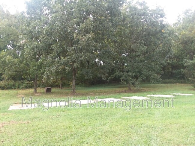 Foto del edificio - 171 Bullocksville Park Rd