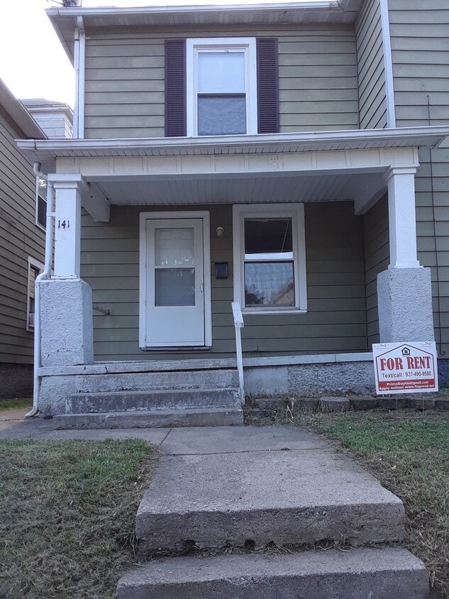 Primary Photo - 139-141 Edgar Ave