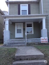Building Photo - 141-141 Edgar Ave