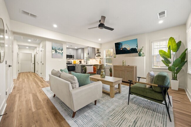 Foto del edificio - 1550 Mayflower Ave SW