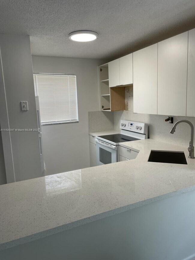 Foto del edificio - 17255 SW 95th Ave