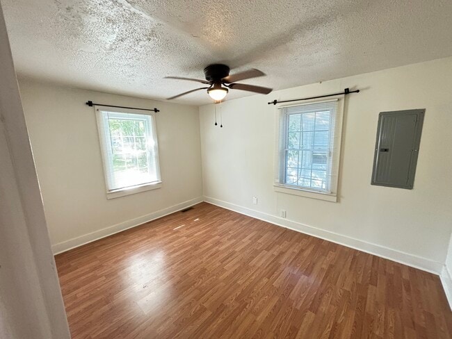 Building Photo - 1109 Bellemeade Ave