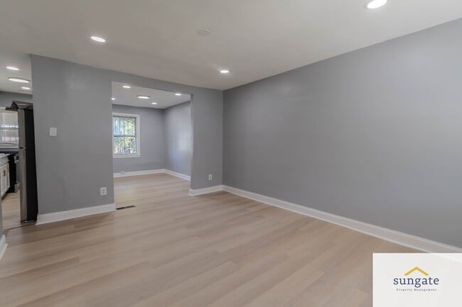 Foto del edificio - 105 Upmanor Rd