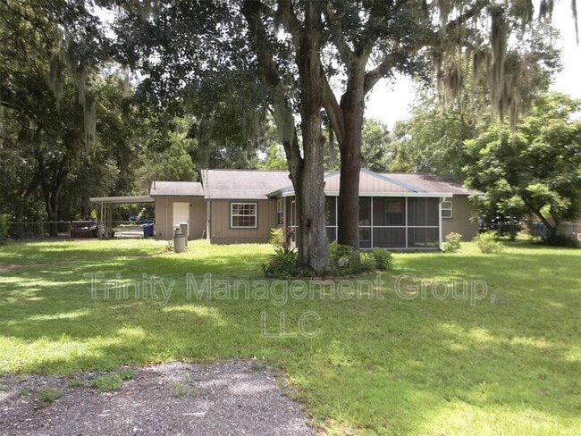 Building Photo - 740 Knowles Rd