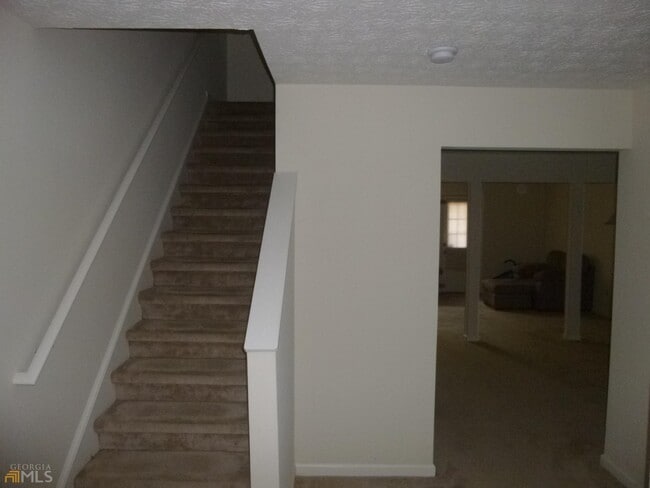 Building Photo - 1962 Grove Way