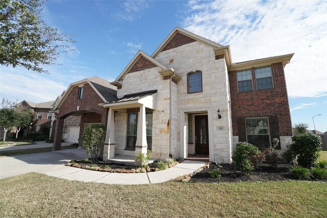 Foto del edificio - 215 Promenade Estates Ln