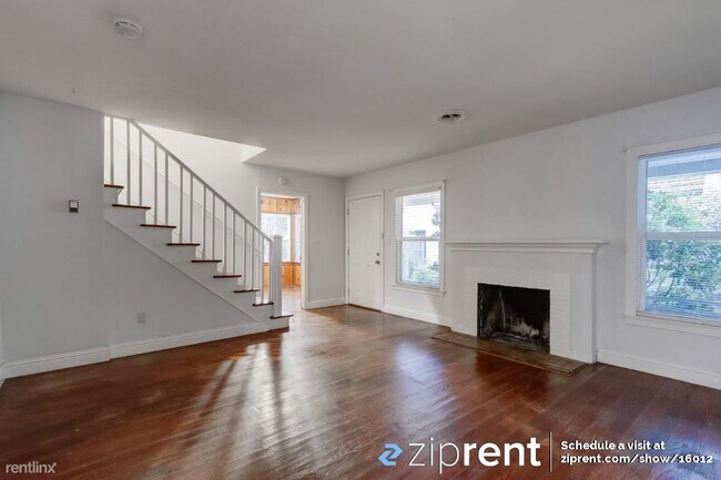Building Photo - 3 br, 2 bath Duplex - 2216 V St, Sacrament...